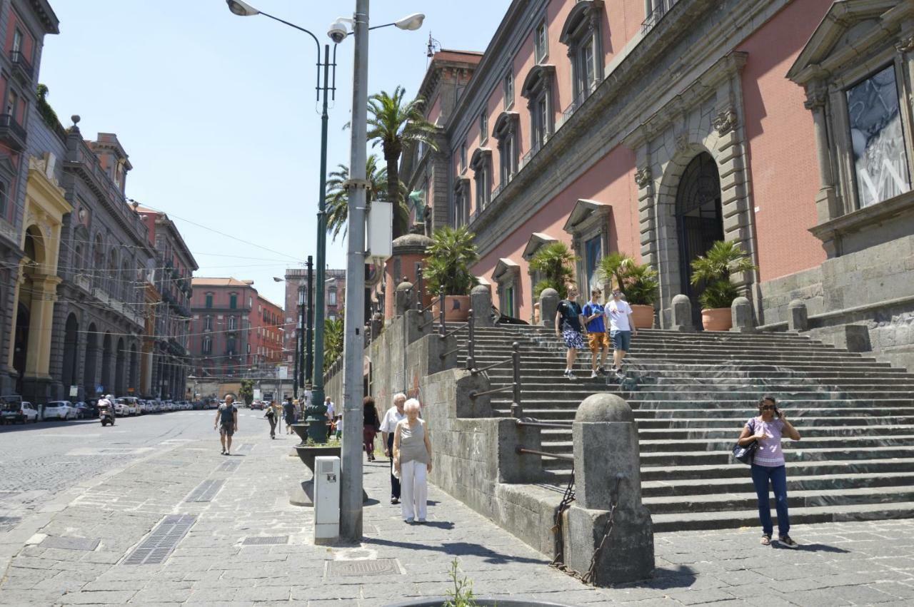 Ferienwohnung Civico 5 Appartament Napoli Centro Exterior foto