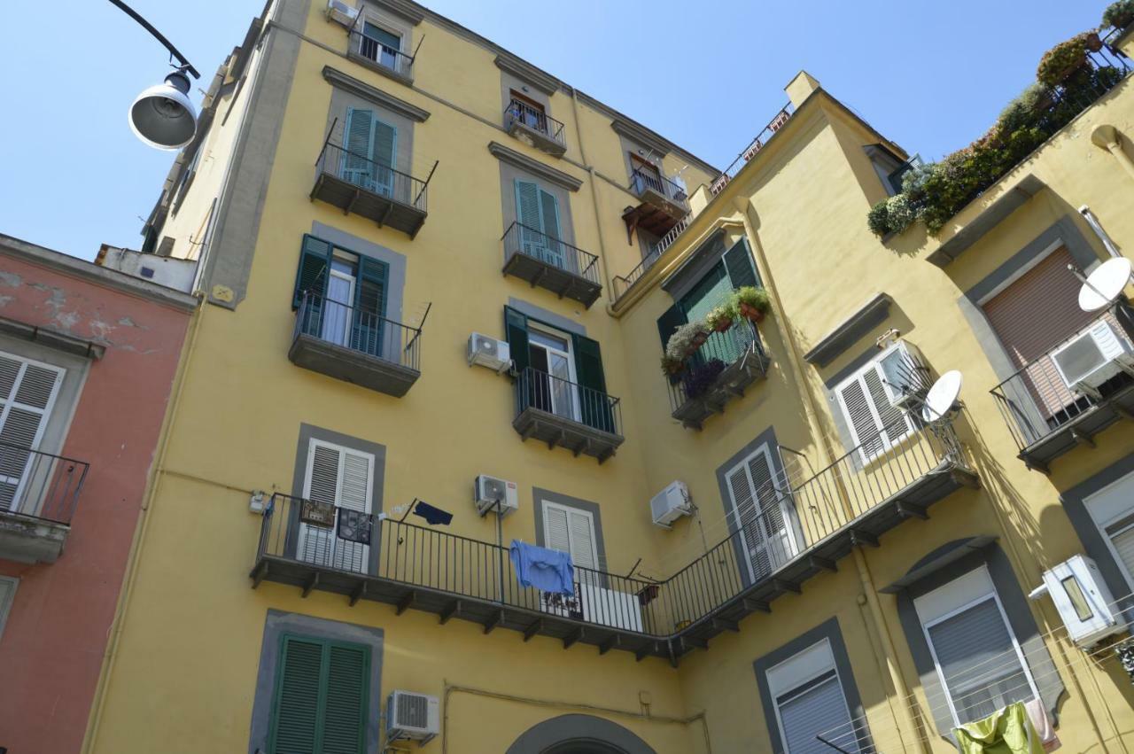 Ferienwohnung Civico 5 Appartament Napoli Centro Exterior foto